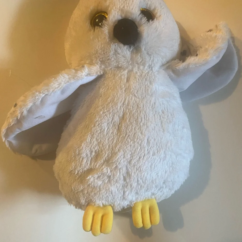 Hedwig Vinyl Figure - White. Brand New in Box. Hedwig 12” Plush. NWOT.